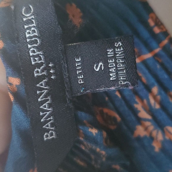 Banana republic petite small tank - Picture 3 of 3